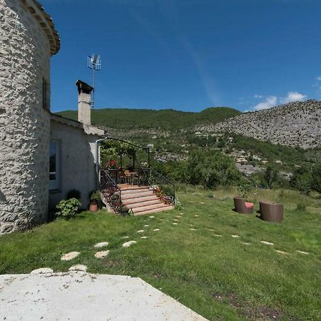 Appartement Clot De Felines Антрево Екстериор снимка